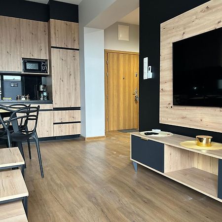 Apartament No82 Yellow Holiday Home 자토르 외부 사진