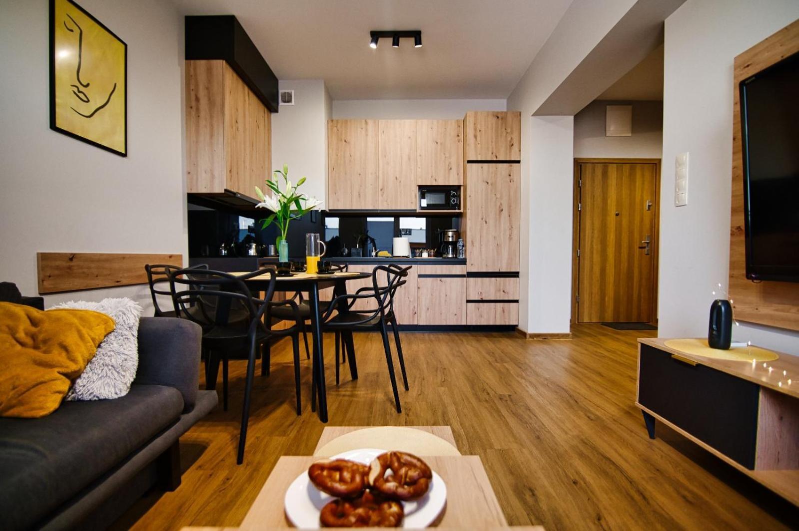 Apartament No82 Yellow Holiday Home 자토르 외부 사진